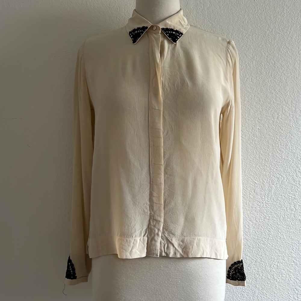 Club Monaco Silky Blouse with Lace Accent Sz Medium
